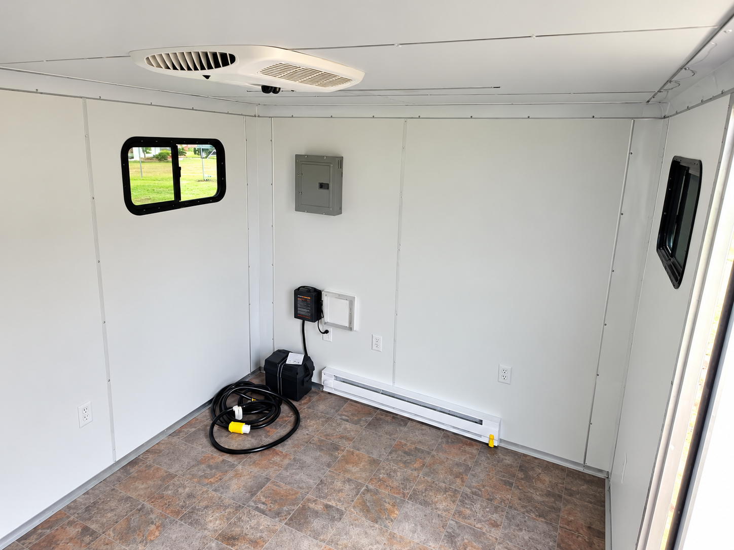 Custom Trailers – Car Haulers, Office Trailers and Race Car Trailer - Image 5